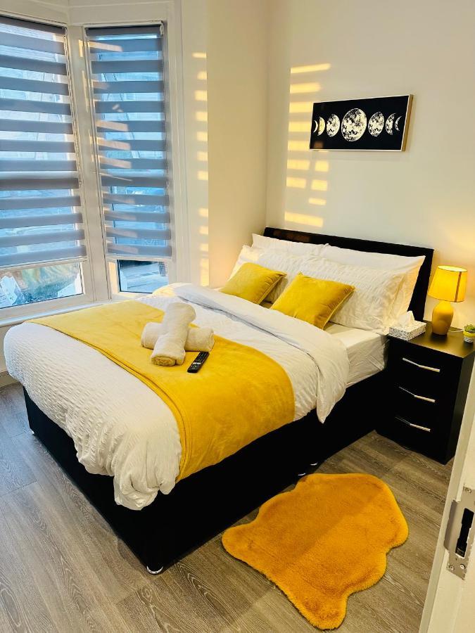 Comfy Guest House ลอนดอน ภายนอก รูปภาพ