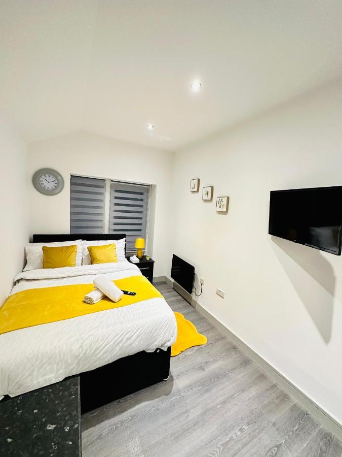 Comfy Guest House ลอนดอน ภายนอก รูปภาพ